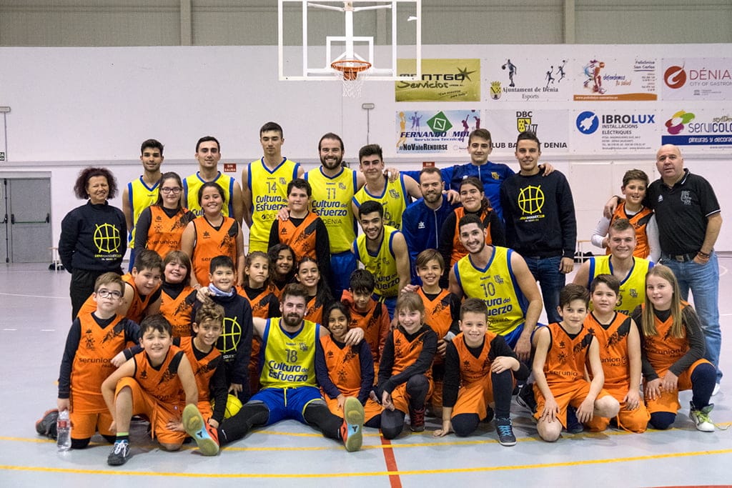 Un mal segundo cuarto condenó al senior del Dénia Básquet ante el CB Jorge Juan (75 a 83) 3 alumnos del colegio llebeig con los seniors del denia basquet