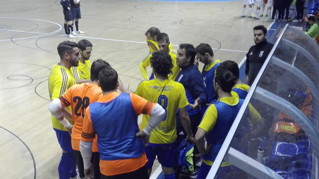El Dénia Futsal cuajó un gran partido en Santa Coloma de Gramanet (4-4) 1 bermejillo con sus jugadores