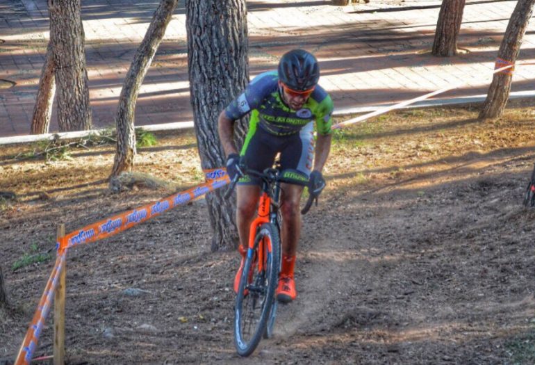 Javier Almela en el ciclocross de Villarreal