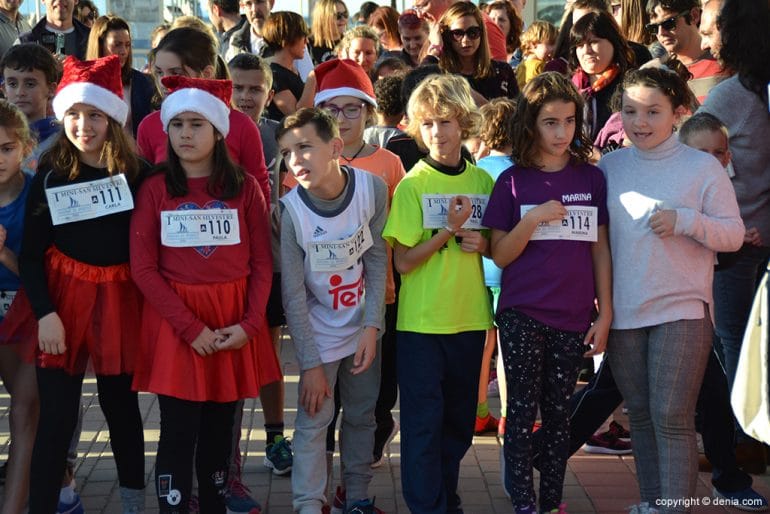 Las alevines en la línea de salida