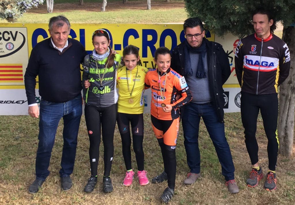 las tres mejores en el ciclocross de mislata