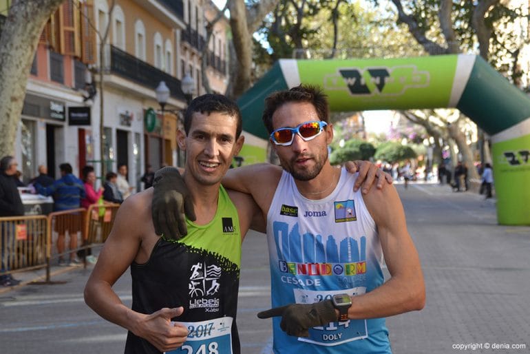 Los dos primeros clasificados de la Media Maratón
