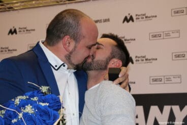 pedida de mano en portal de la marina