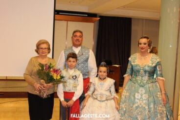 Pepita Blanquer, primera fallera mayor del Oeste