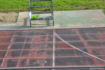 pista de atletismo deteriorada