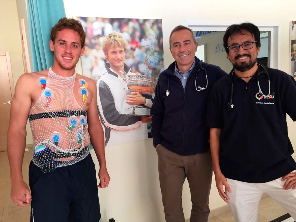 roberto carballes en clinica rema