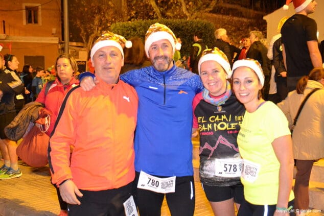 vengut y delgado con sus companeras