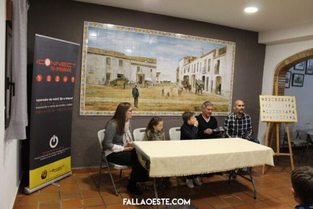 vicent ivars disena el pergamino del oeste