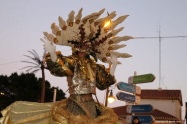 Cabalgata Reyes Magos Dénia 2018 – Esperando a los Reyes