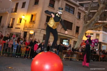 Cabalgata Reyes Magos Dénia 2018 – Zancudos