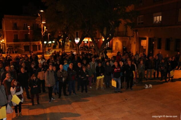 10 concentracion por los presos catalanes en denia asistentes