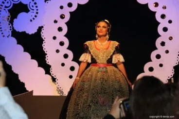 Presentación Campaments 2018 – Yolanda