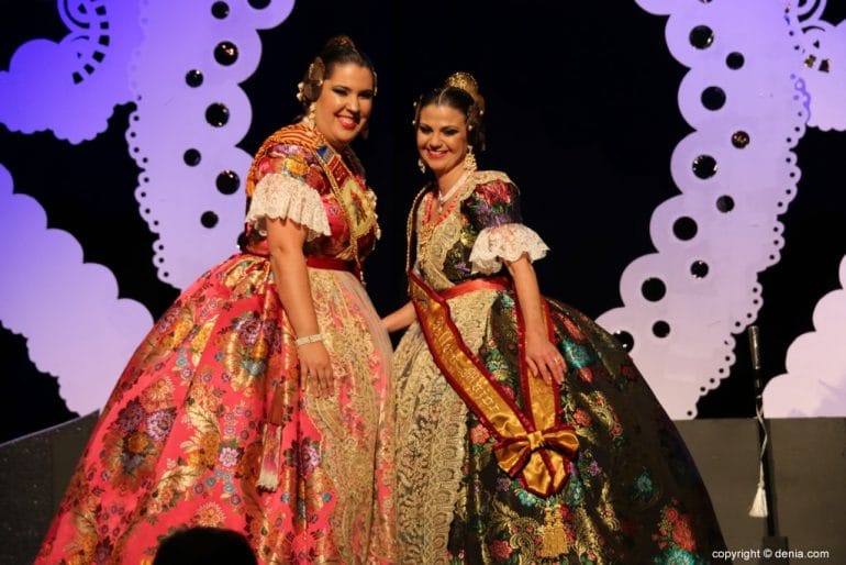 Presentación Campaments 2018 - Cristina y Yolanda