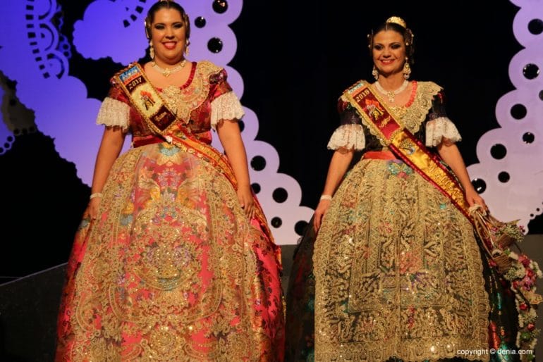 Presentación Campaments 2018 - Cristina y Yolanda
