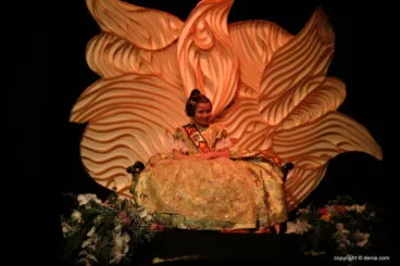 Presentación infantil falla Centro 2018 – María