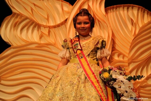 39 presentacion infantil falla centro 2018 maria serra marsal