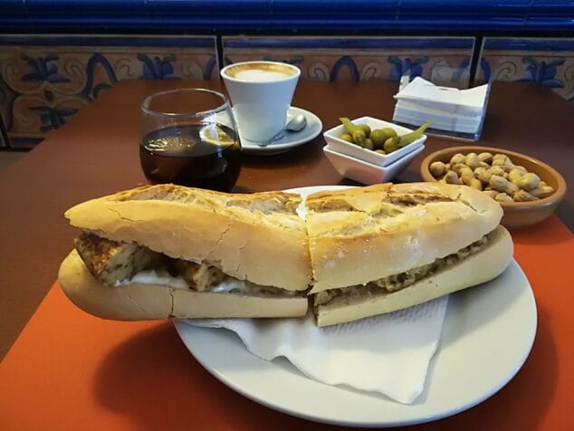 almuerzo lidoni