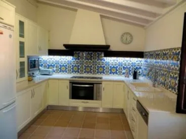 Cocina de la casa Aguila Rent a Villa
