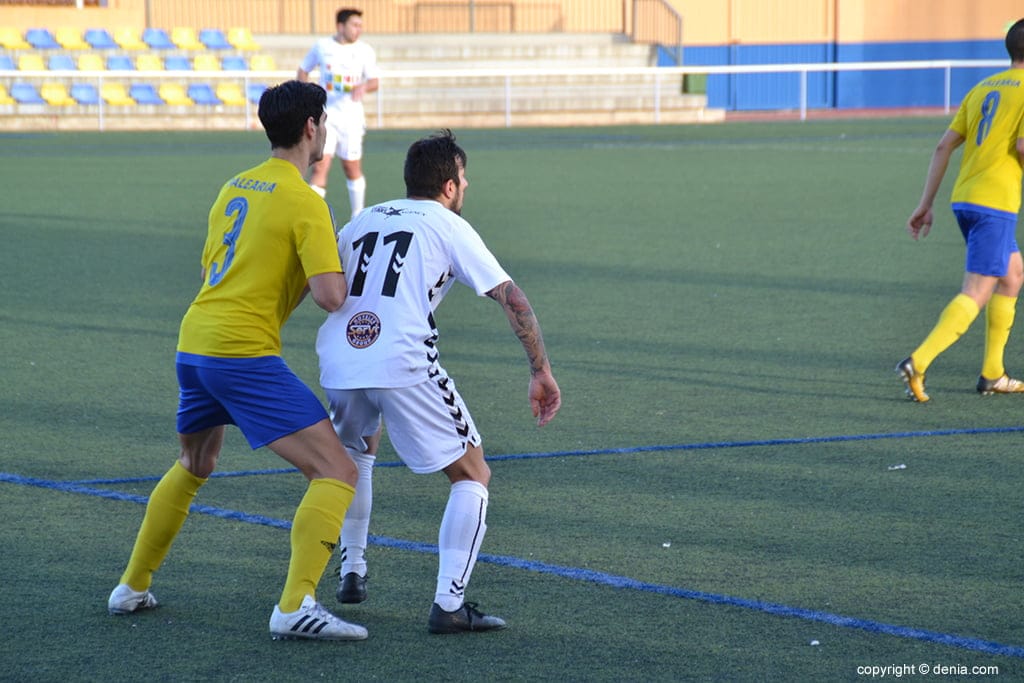 cristian marcando a nicolay