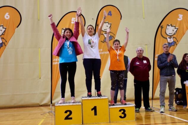 dianenses en el podio