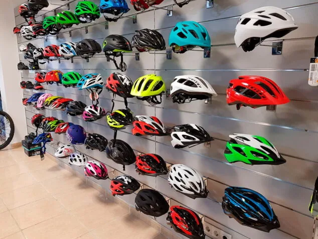 gran variedad casco adulto cicles desnivell