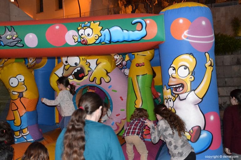 Jugando en los hinchables