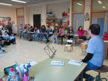 La escritora Fraçoise Crespo con los alumnos