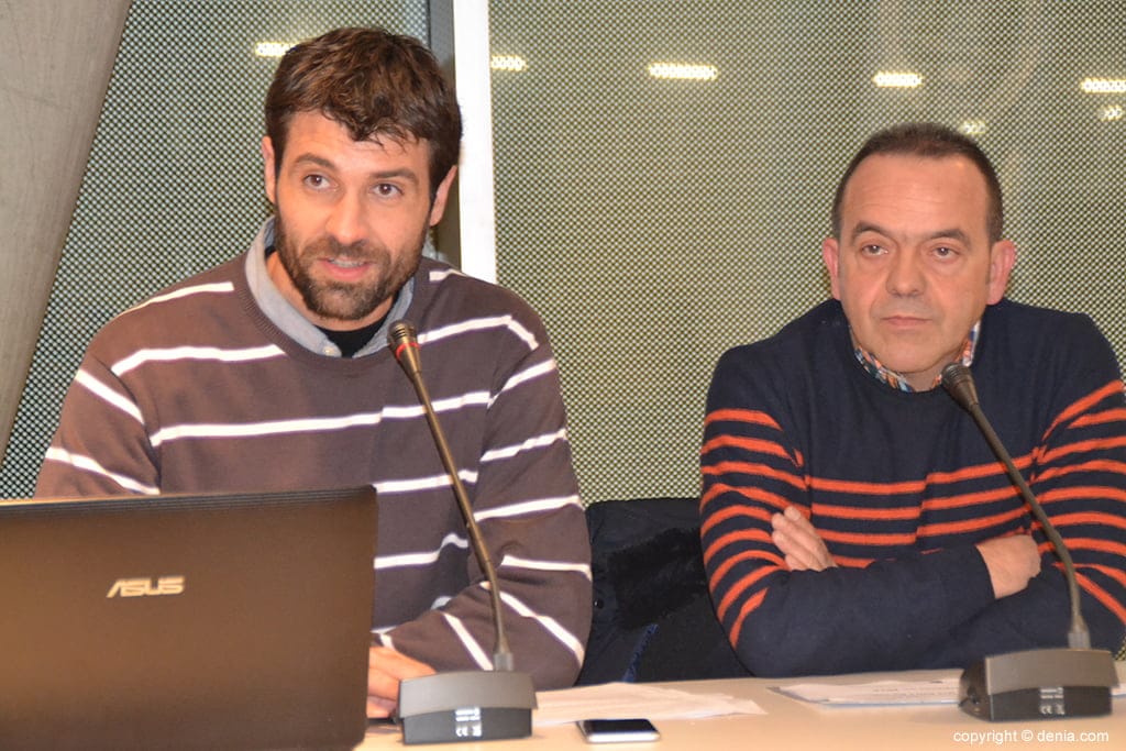 Presentación del 'XXII Circuit a Peu Marina Alta' 1 pep giner y sebastian aguililla en la presentacion del circuit a peu marina alta 2017