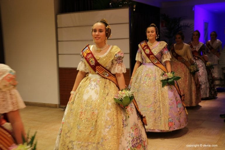 Gala fallera infantil - Entrada de las cortes de honor