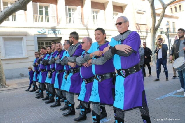 08 entraeta informal mig any 2018 denia fila creuats