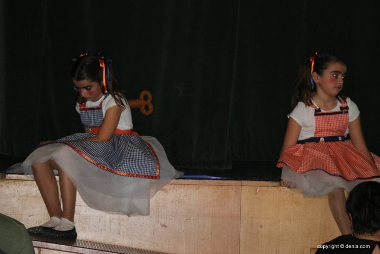 Presentación infantil falla Oeste 2018 - Juguetes