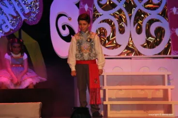 Presentación infantil falla Oeste 2018 – Presidente infantil