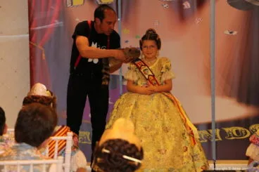 Gala fallera infantil – Actuación del Mag Wendo