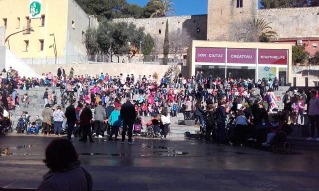 alumnos de denia en la fiesta mice