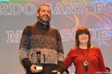 Bernardo Sanz con su trofeo