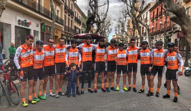 componentes del equipo multiesport ucmontgo en la etapa de denia