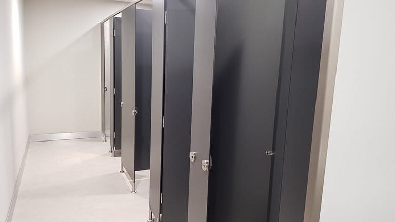 Detalles de la nueva oficina instalada por Fernando Moll