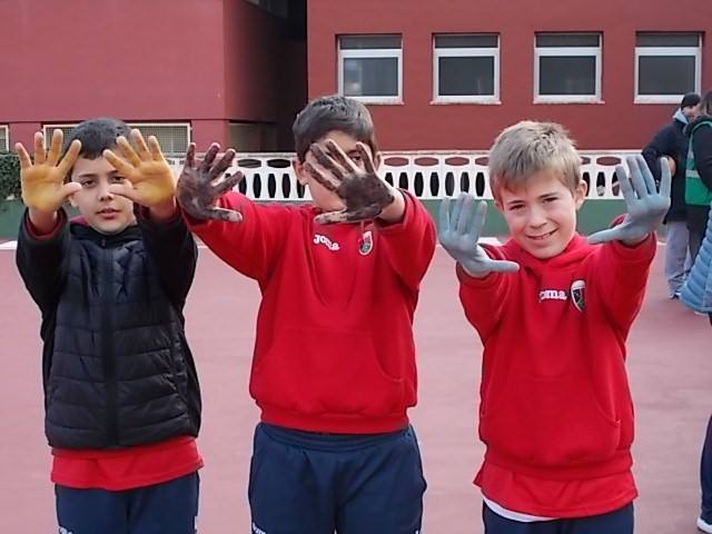Los alumnos del colegio Paidos celebran el Día de la Paz 1 dia de la paz en el colegio paidos