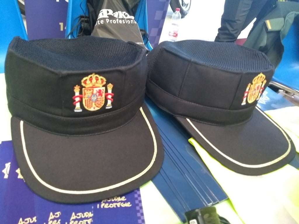 Feria del Estudiante en Dénia – Gorras de Policía