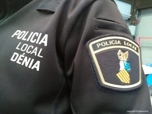 feria del estudiante en denia uniforme de policia local