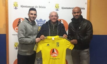 gomis con alfi los fichajes del cd denia