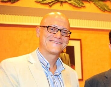 javier reyes