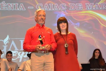 Juan Carlos Peréz con su trofeo