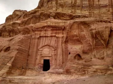 Petra Deni Sun Travel