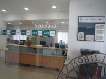 secretaria de la uned en denia