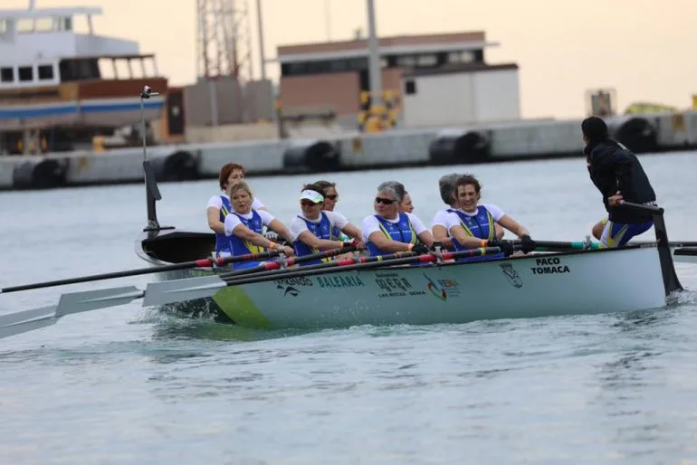 Veteranas del Club Rem Marina de Dénia en Gandía
