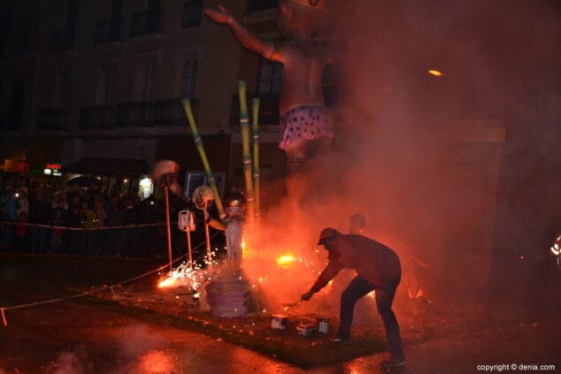 03 crema de las fallas de denia 2018 llamas