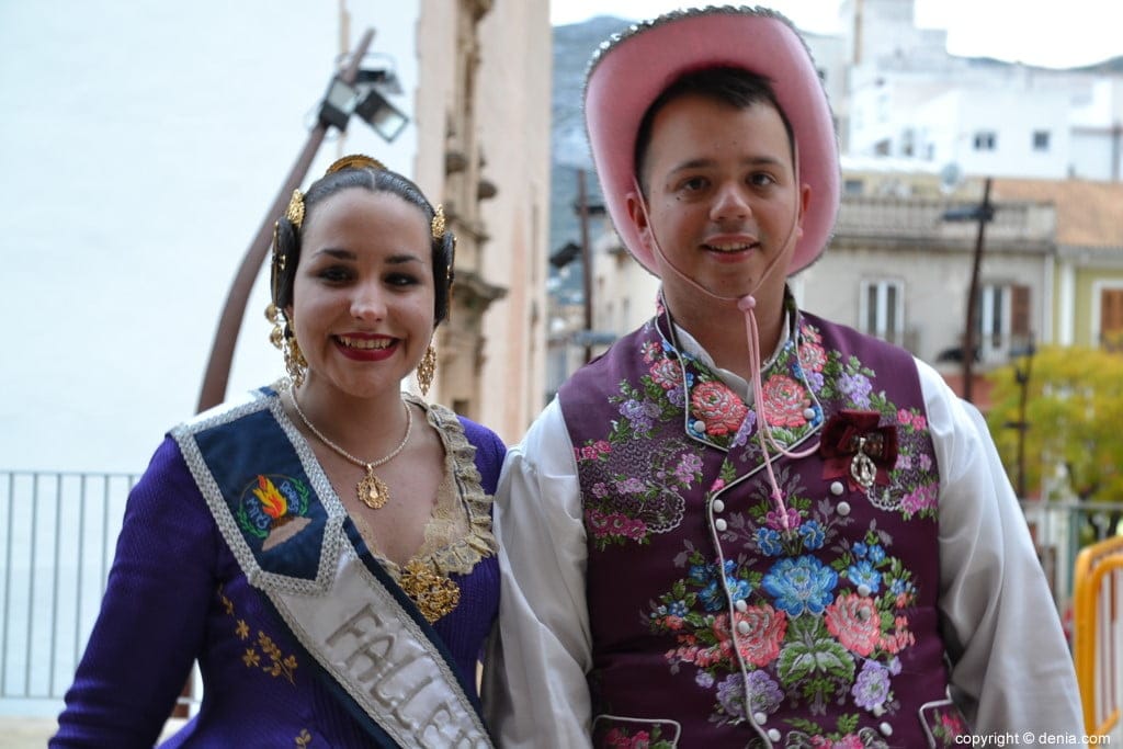 04 nuevos presidentes para las fallas 2019 alex morla y gemma juan falla les roques