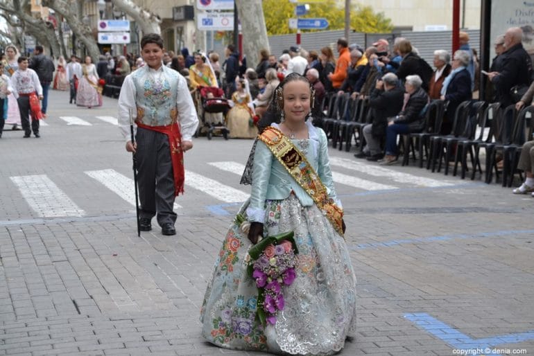 Ofrenda Fallas Dénia 2018 - Cargos infantilesFalla Camp Roig