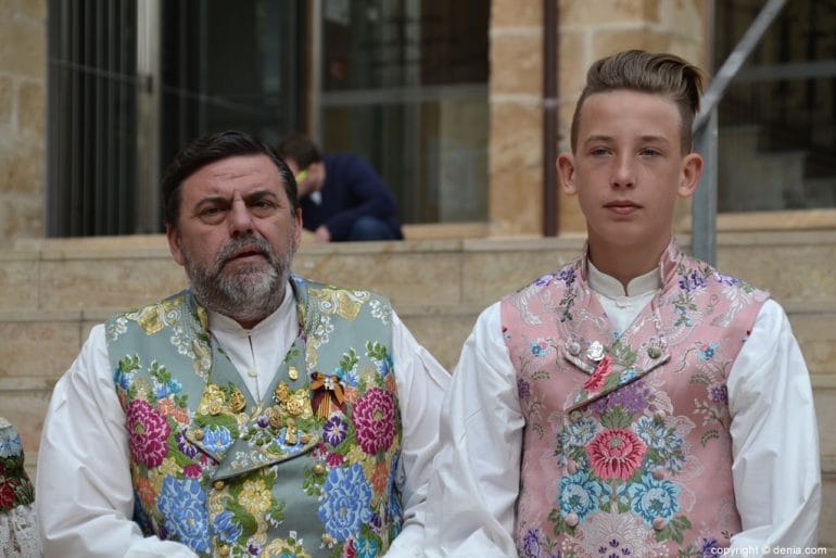 Pleitesias a las falleras mayores de Dénia - Falla París Pedrera
